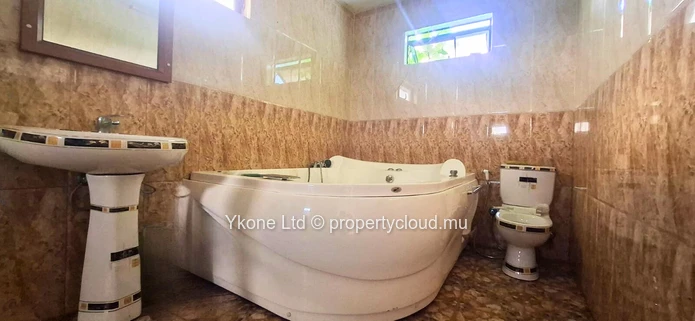 House For Sale At Seizieme Mille, Forest Side