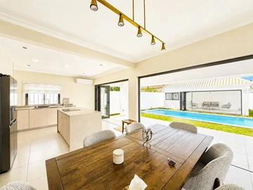 4 Bedroom Villa