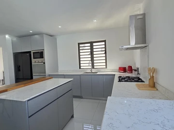 4 Bedroom Villa