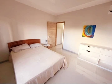 6 Bedroom Villa