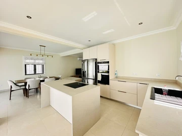 4 Bedroom Villa