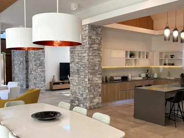 4 Bedroom Villa
