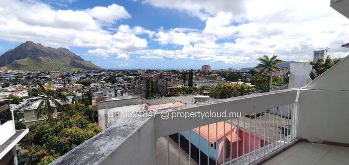 Duplex for Sale, Sodnac 
