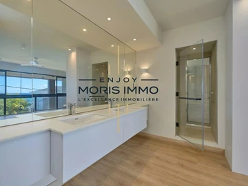 4 Bedroom Apartment