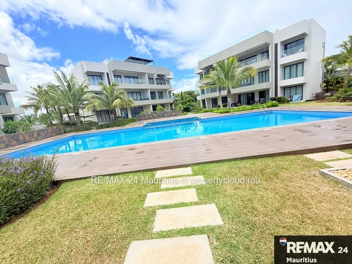 Élégant appartement de 131 m² avec terrasse privée à deux pas de la plage – Pointe-aux-Cannonniers