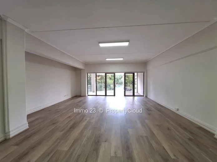 Bureau - 177m2 - Rivi00e8re Noire - Ref. BU89784LO
