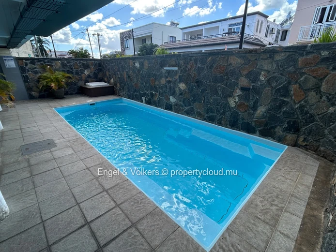 Exclusive 3-Bedroom Loft with Private Plunge Pool and Sea Views – Flic en Flac