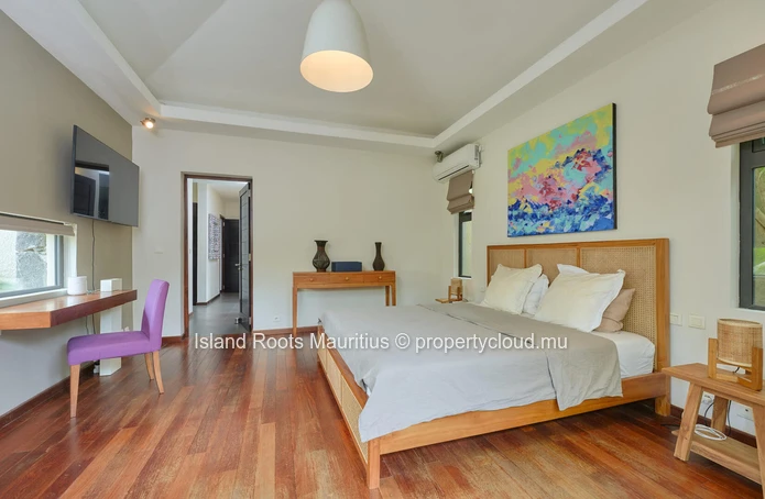 À Vendre : Élégante villa de 3 chambres et un bureau à Grand Baie