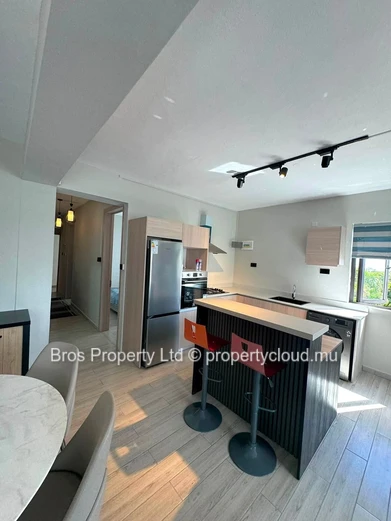 Rs | Modern & Furnished 2 Bedroom Apartment for Sale in Vandermesch, Rose Hill | 80 m2
