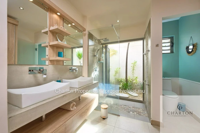 Élégante villa 3 chambres avec piscine dans le prestigieux domaine Le Clos du Littoral