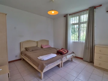 4 Bedroom Apartment