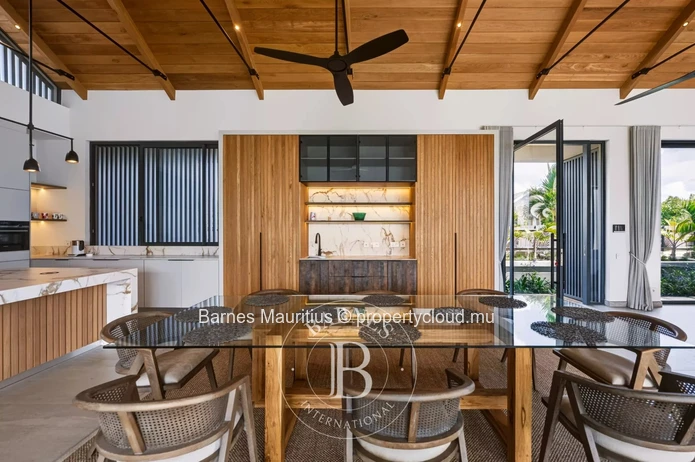 MONT CHOISY - Villa - 4 Bedrooms