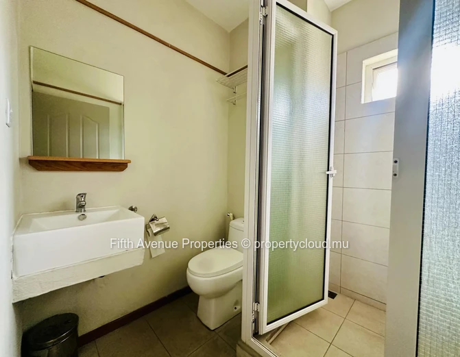 25-Bedroom Guest House – Exceptional Investment Opportunity
