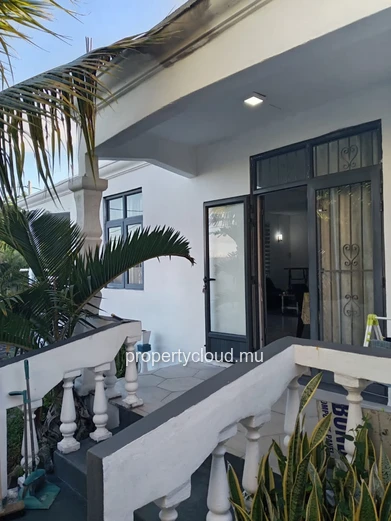 FOR RENT — Charming single-story house in Grand Gaube
