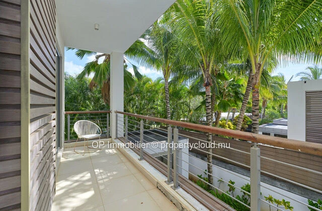 Townhouse RES 3 chambres avec piscine privée à vendre à Péreybère