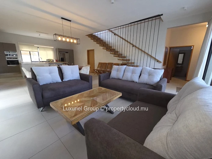5-Bedroom Villa For Rent – Trou Aux Biches