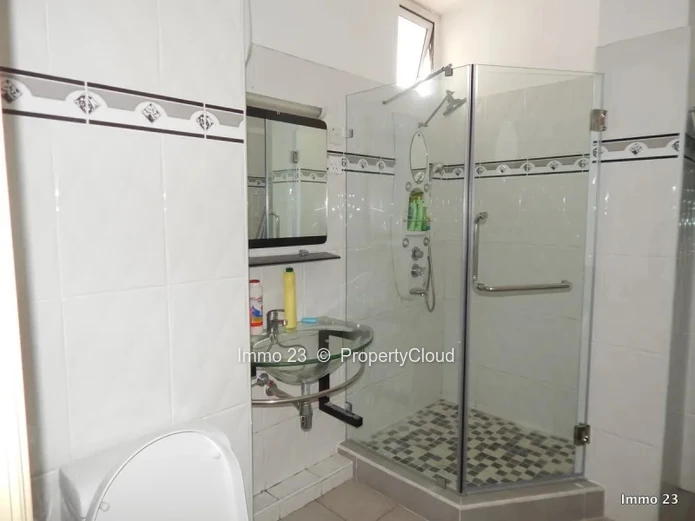 Apartment - 3 bedrooms - Quatre Bornes - Ref. AP96270VE