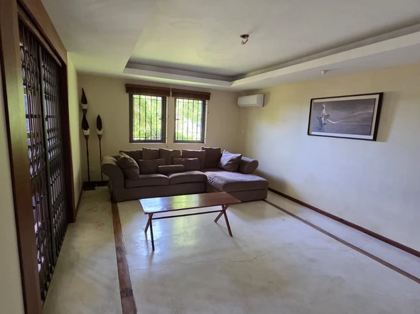 4 Bedroom Villa