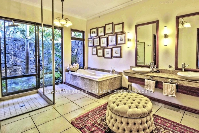 À vendre. Villa de luxe à Tamarina Golf Estate, Côte Ouest, Tamarin