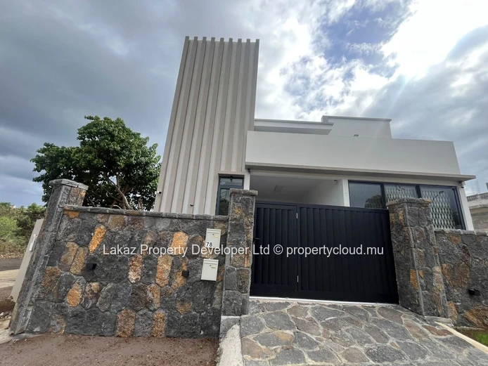 3-Bedroom Furnished Apartment for Rent in Flic en Flac