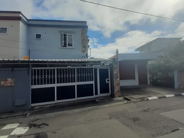 Townhouse, Duplex de 3 Chambres