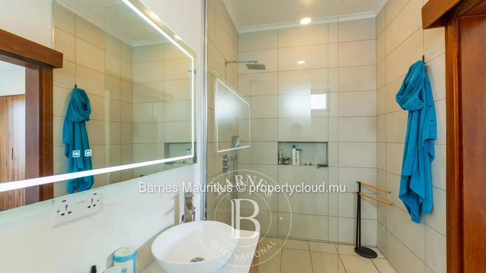 POINTE AUX CANONNIERS – Appartement d'Exception avec Vue Mer – 3 Chambres