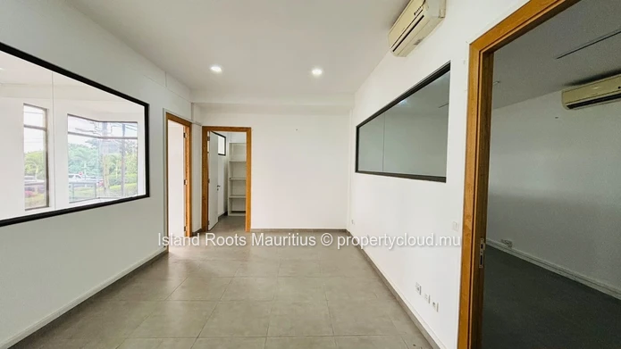 Commercial space for rent in Grand Baie