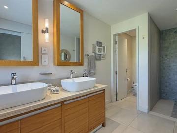 3 Bedroom Townhouse, Duplex
