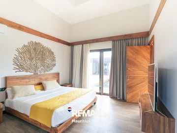 4 Bedroom Villa