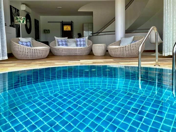 4 Bedroom Apartment