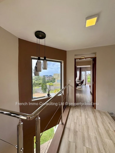 Superbe villa neuve en vente locale a Goodlands