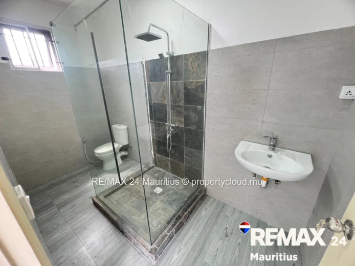 Modern 3-Bedroom Villa with Pool in Grand Baie Sottise
