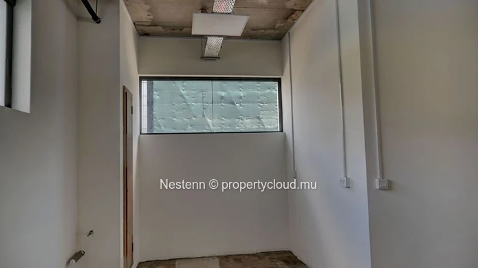 Premium office Floor