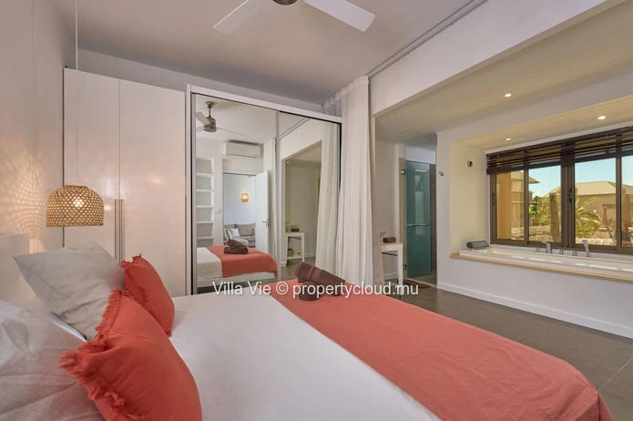 Péreybère - Bel appartement de 2 chambres fraichement rénové avec piscine commune, spa et gym