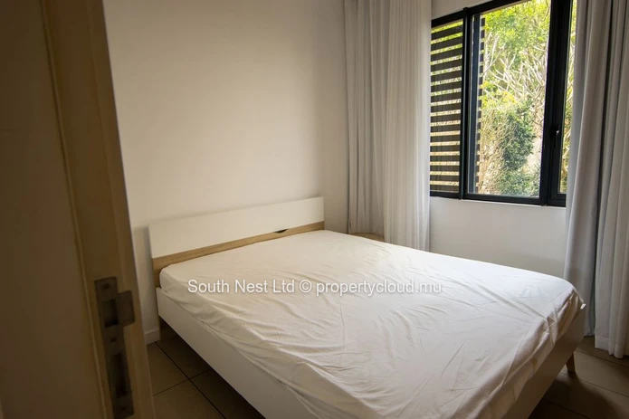 Appartement meublé au rez-de-chaussée avec 3 chambres et jardin 