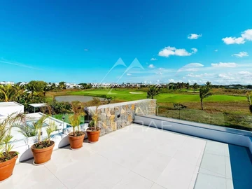 4 Bedroom Villa