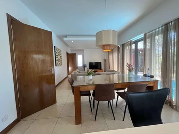 Villa de 4 Chambres