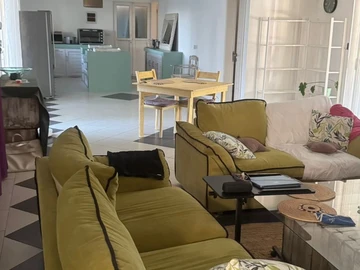 5 Bedroom Villa