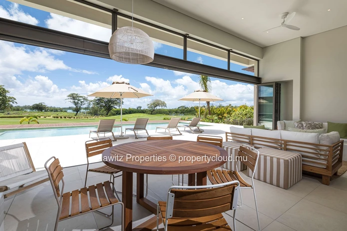 A Perfect Blend of Elegance, Comfort & Resort Living... high-class design and facilities