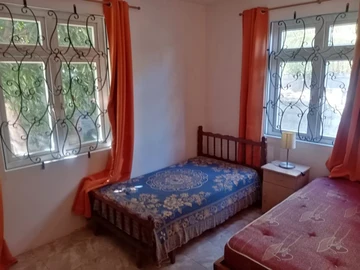 7 Bedroom House
