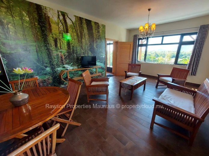 2 Bedroom Penthouse To Let in Flic En Flac