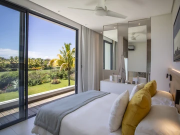 5 Bedroom Villa