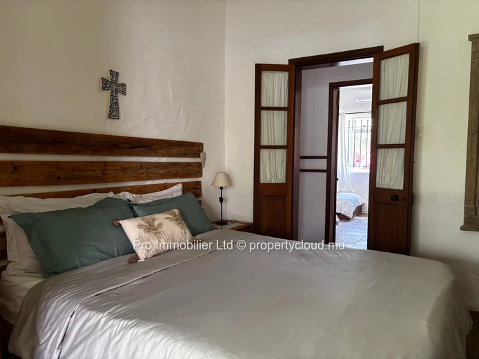 Cosy 3-Bedroom Beach House ,  Trou d’Eau Douce