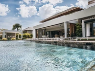 6 Bedroom Villa