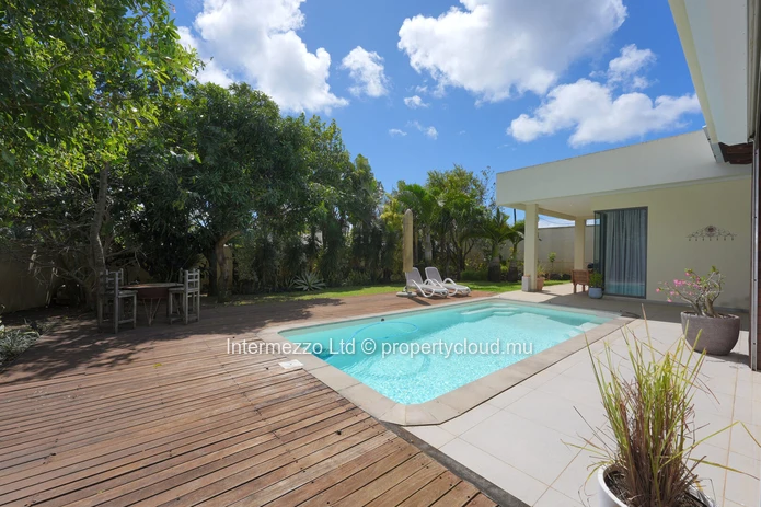 Title tag Villa for sale Mont Mascal – Private 6-villa residence | Intermezzo