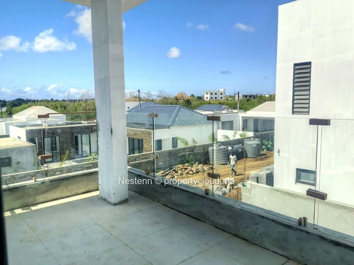 Your dream oasis: Premium 4-bedroom villa with private pool & rooftop views - Close to commodities