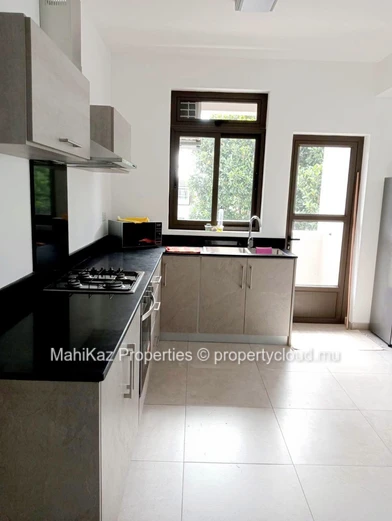 Modern Apartment for Rent in Quatre Bornes, Mauritius – Prime Central Location