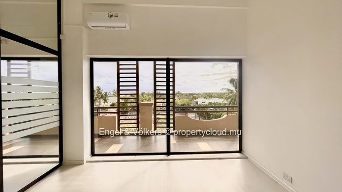 Open-Plan Office in a Strategic Business Location for Rent