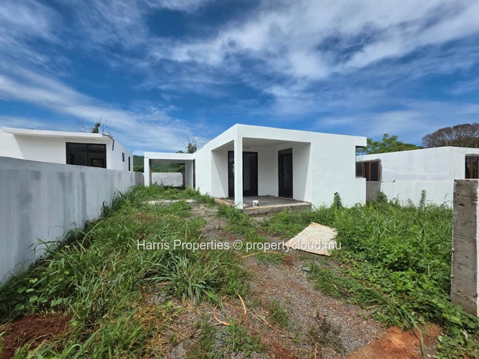 Opportunité d’investissement : Villas individuelles off-plan à Khoyratty