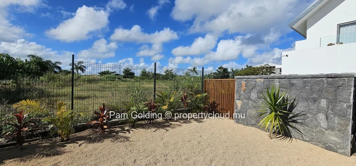 Brand New 3 Bedroom Villa for Rent in Mont Choisy Smart City | Secure Island Living Near Beach & Golf